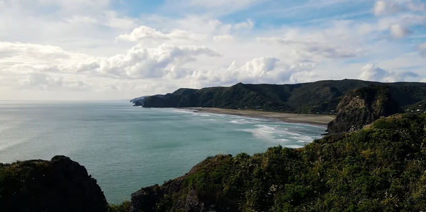 piha beach auckland